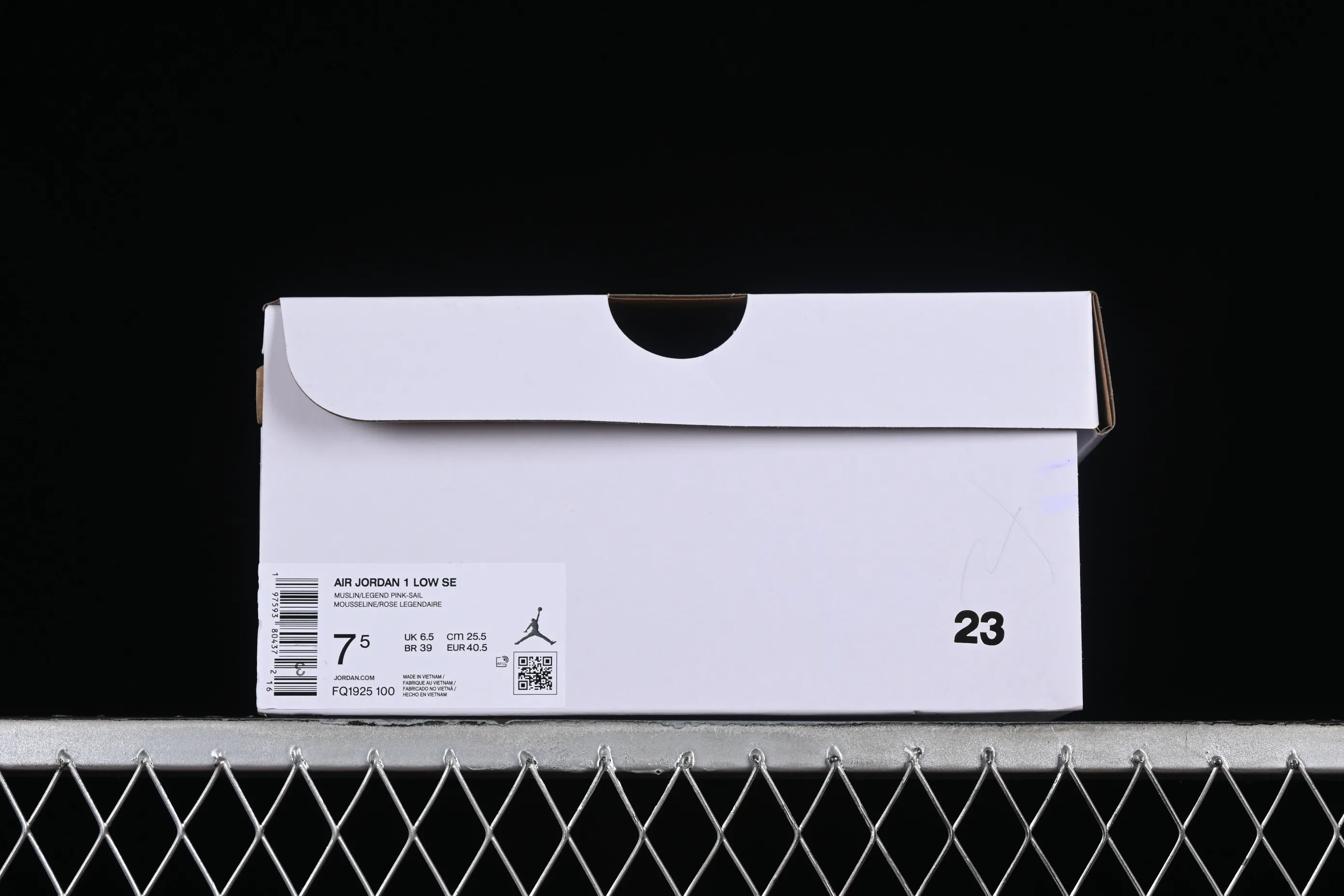 All Categories Air Jordan Jordan Series Basketball Shoes Air Jordan 1 Low Air Jordan 1 Low AJ1 Joe 1 Khaki Pink Low-top Cultural Basketball Shoes FQ1925-100